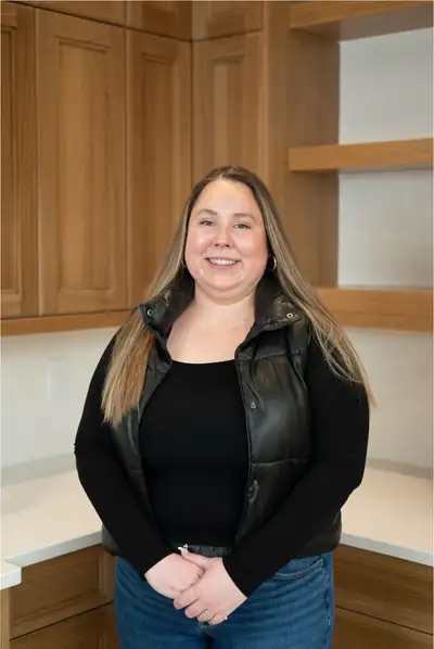 Erin Roe, Project Manager